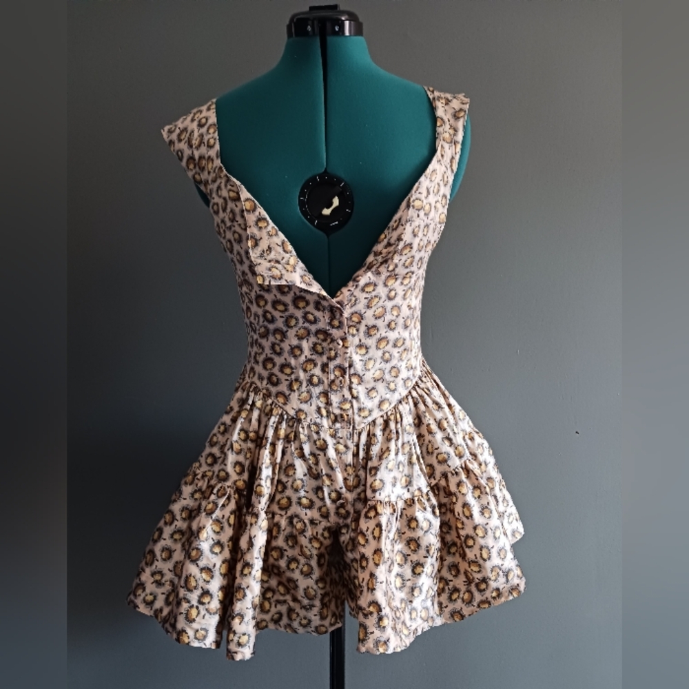 NWT Vanessa Mooney Floral Mini Jumpsuit Size S